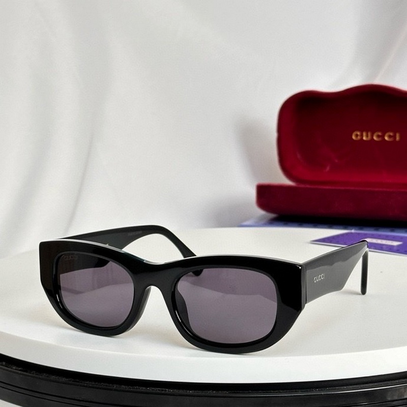 Gucci Sunglasses 207